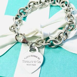 Tiffany & Co. Return to Tiffany Heart Tag Charm Bracelet Sterling 7.5”